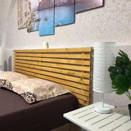 Large Apartment City Centre 布加勒斯特 外观 照片