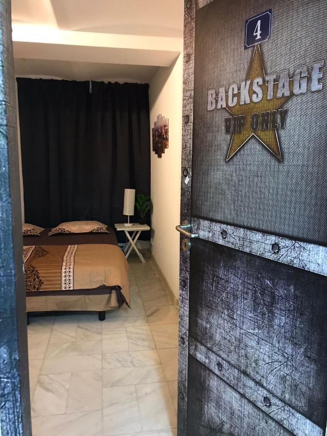 Large Apartment City Centre 布加勒斯特 外观 照片