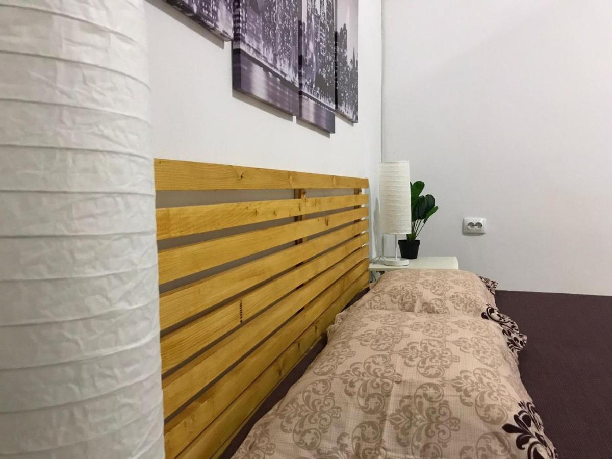 Large Apartment City Centre 布加勒斯特 外观 照片